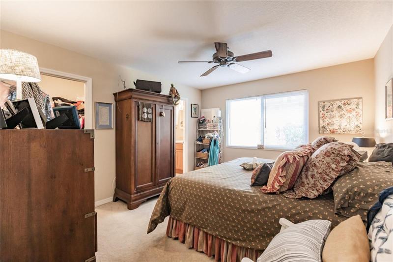 Owners' bedroom