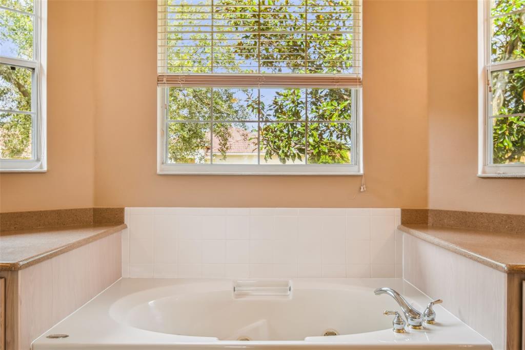 JETTED TUB