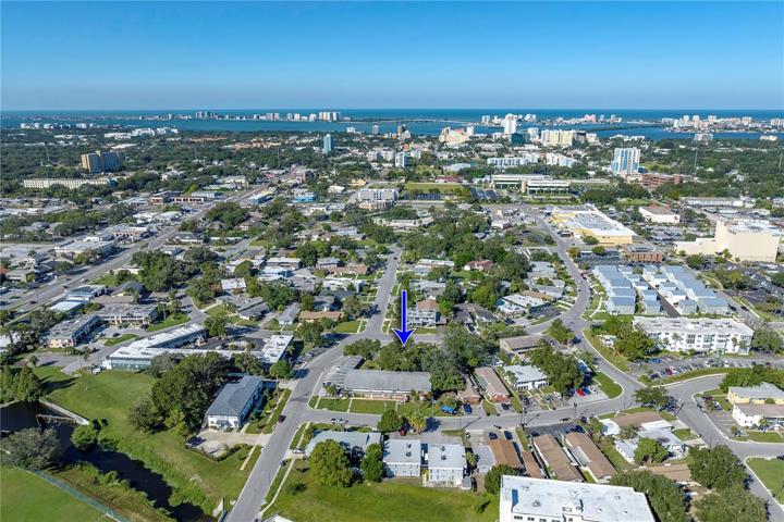 This property has 133 'of FRONTAGE on Betty, plus another 50’ on Franklin.