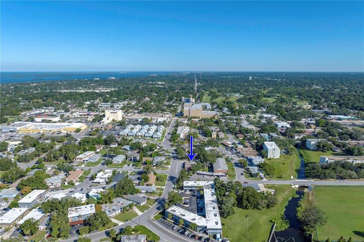 The Franklin and Betty Lane Hall corner lot building meets that need for investors who are wanting to be flexible in how the building is used.