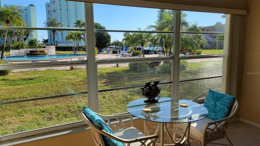 Tropical Bay & pool views.