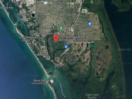 Central on Cape Haze peninsula, close to Don Pedro and Englewood beaches and Boca Grande. 