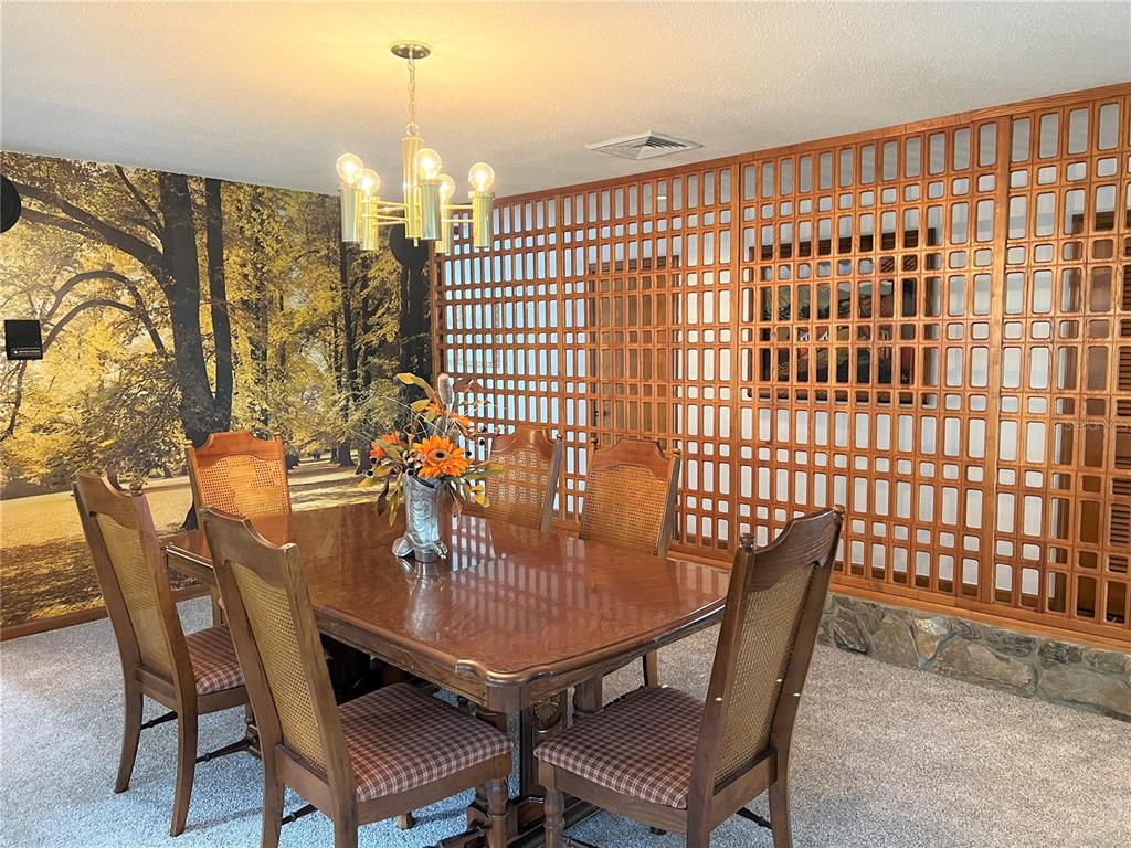 Formal Dining