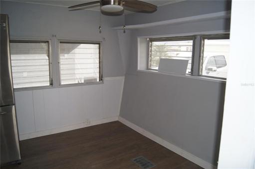 Eating Space in the Kitchen