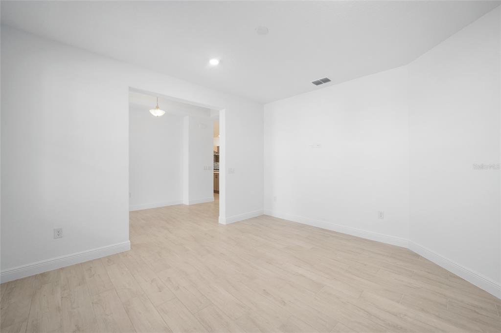 Flex room