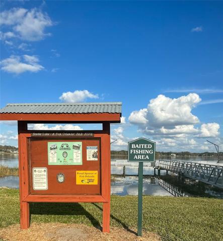 Baited fishing area walk out dock