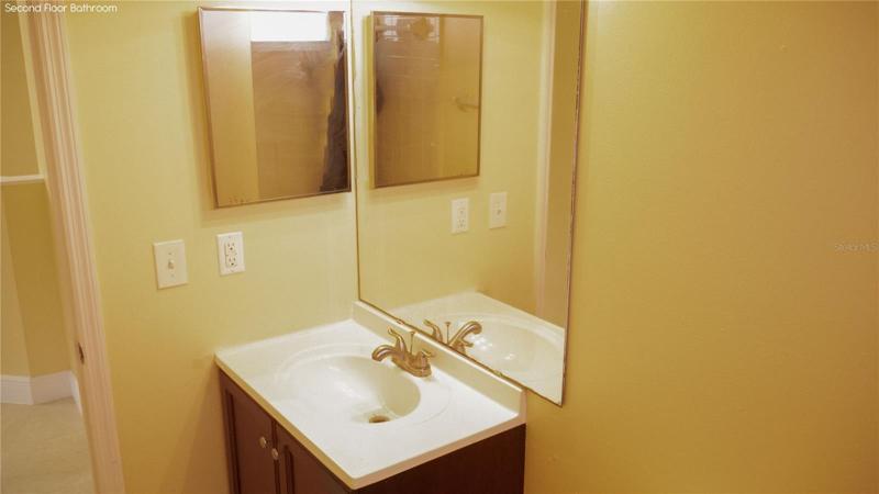 Bath Room_Ups