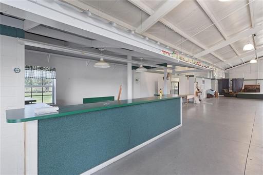 show barn  approx.5160 sq feet