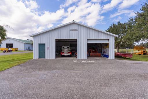 workshop garage
