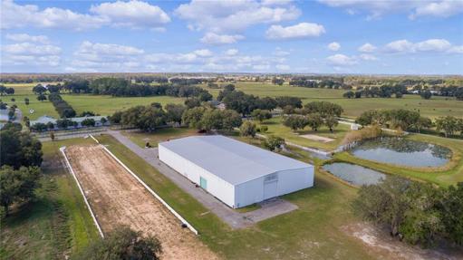22,000 square foot building