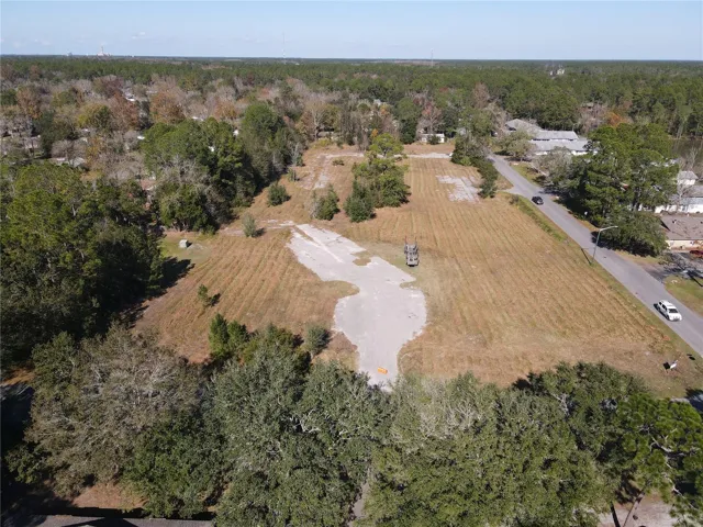 100' facing North