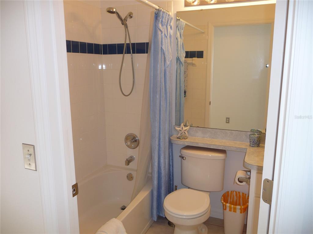 BATHROOM 4