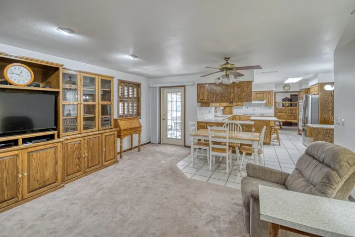 Family Room looking into kitchen and breakfast nook