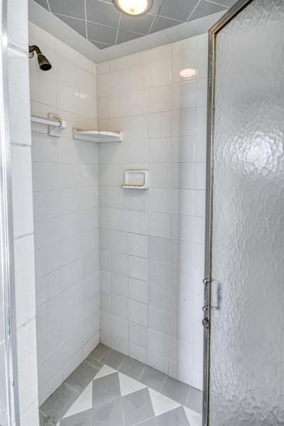 Shop shower