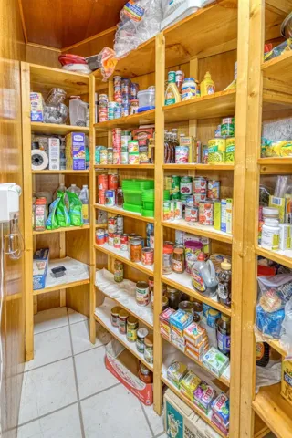 Walk In Kitchen Pantry