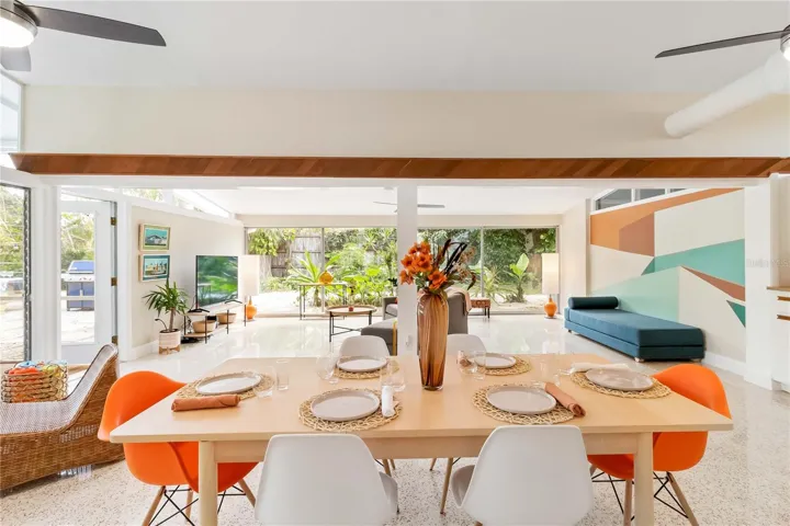 Dine in style with amazing views