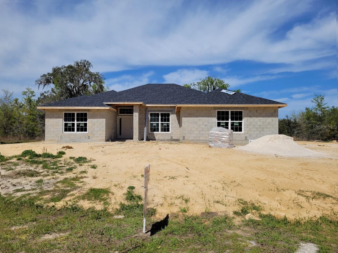 Lot 5B 2557 sq ft home on acre lot