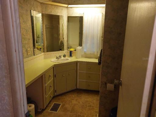 GUEST BATH