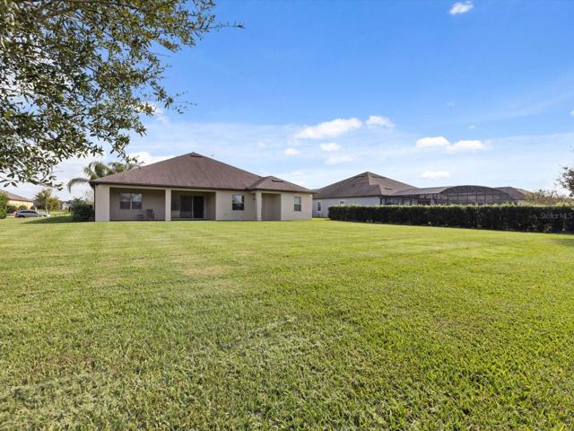 Huge lot, approx half an acre.