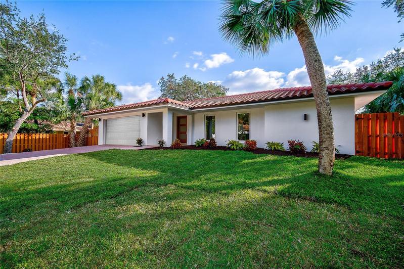 Front Of Home/Professionally Landscaped