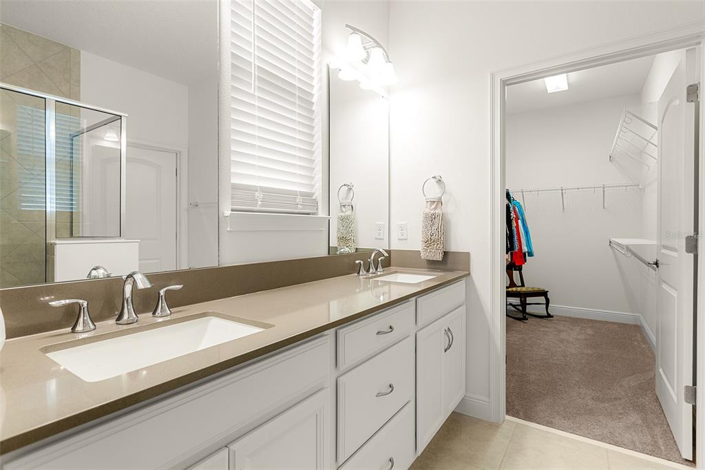 Owner's En-suite