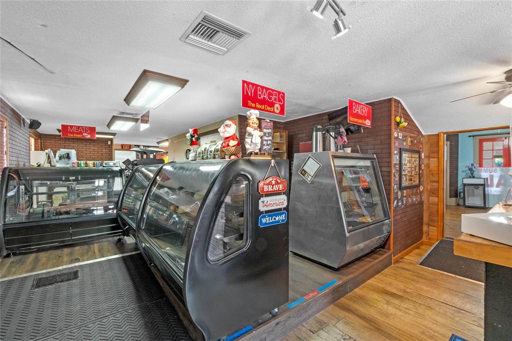 Deli counter, or Grab & Go