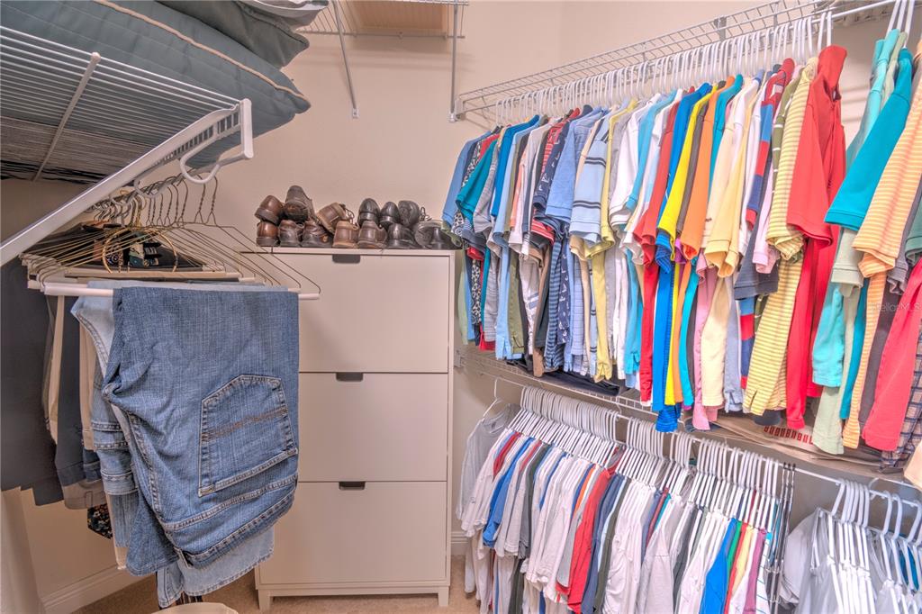 WALK IN PRIMARY CLOSET