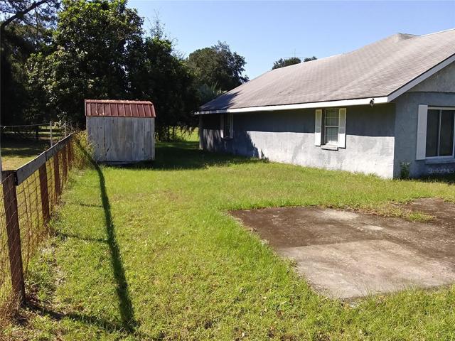 Small shed, concrete patio