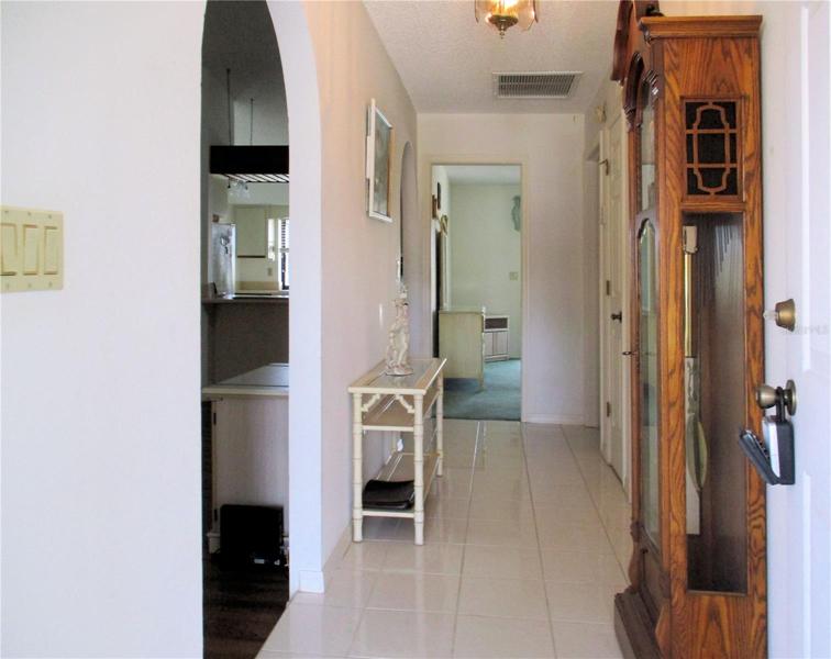 Foyer from entry