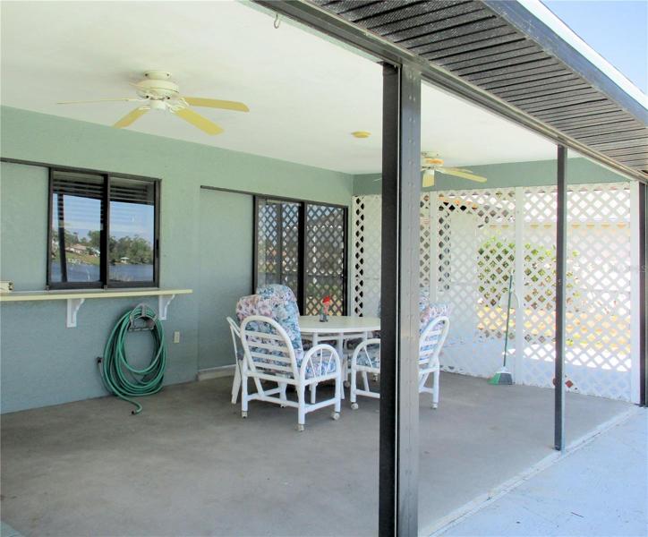 Lanai looking towards dining room sliders