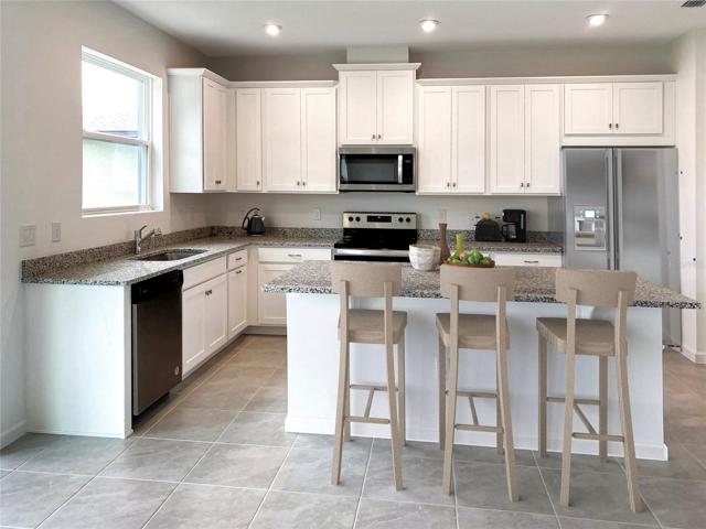 *Kitchen*