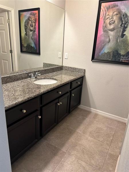 4th bedroom sink