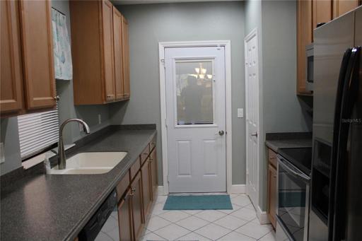 Kitchen/ garage entrance