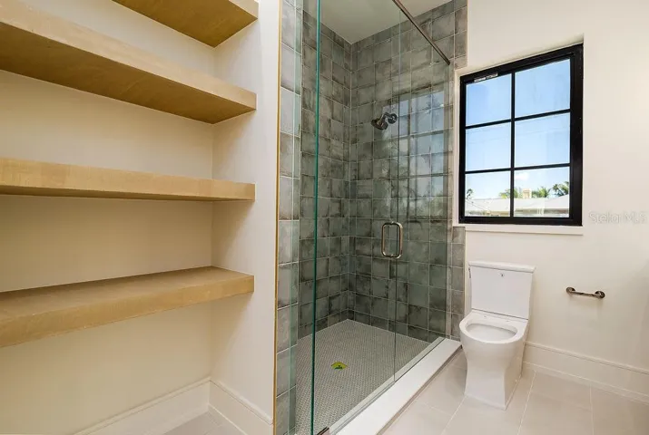 FULL BATH