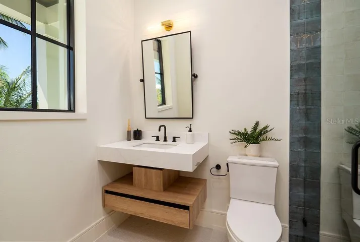 FULL BATH