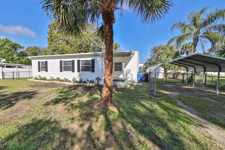 Front with carport