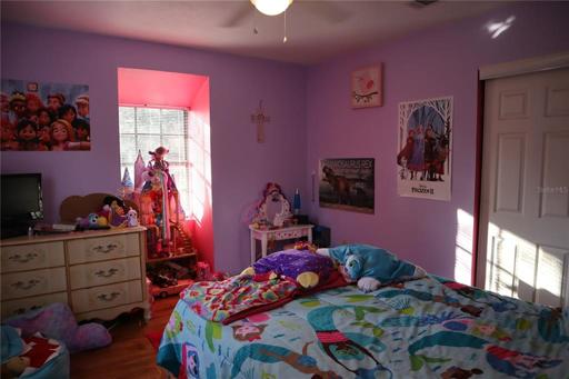 2nd floor bedroom3