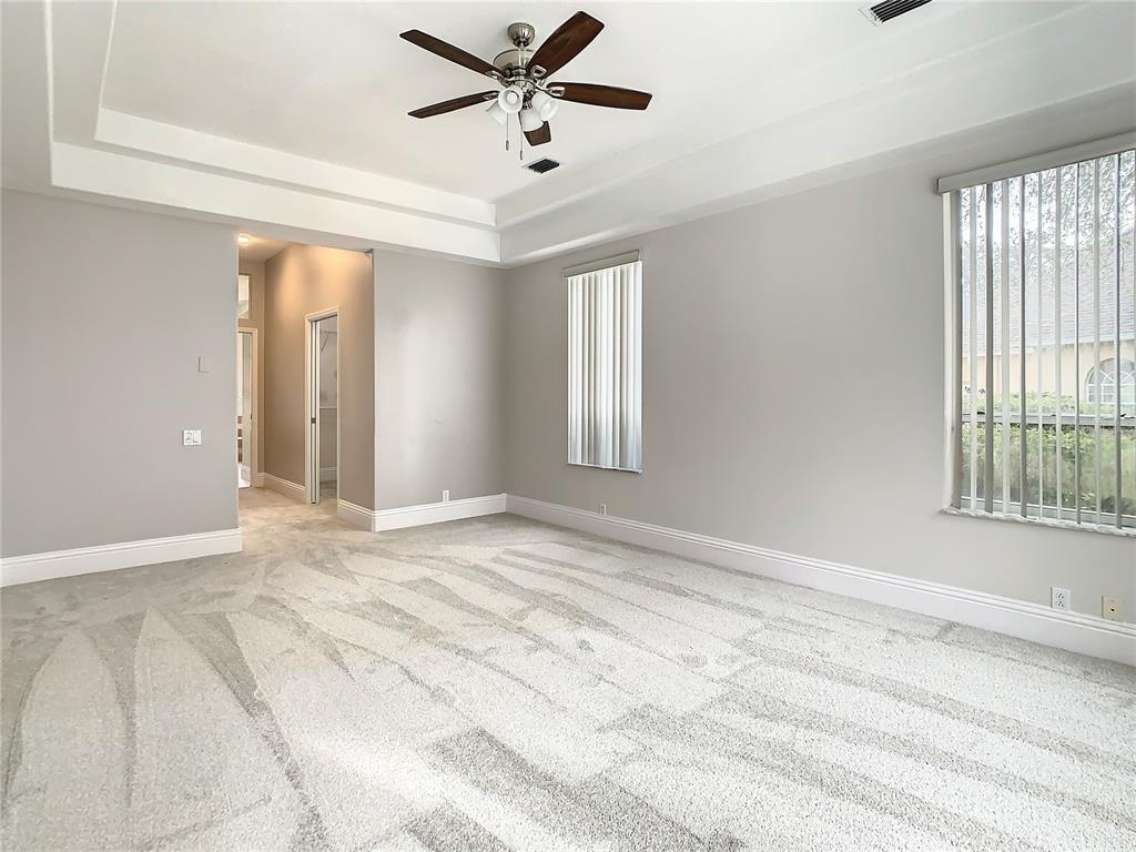 master bedroom, New carpet
