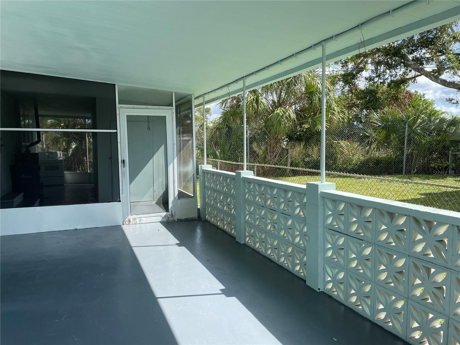 Carport