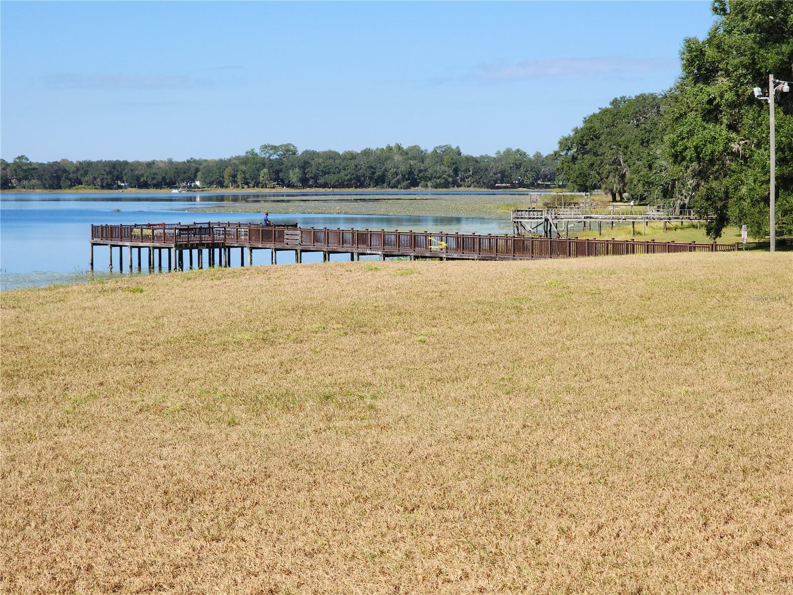 dock at rainbow lakes park