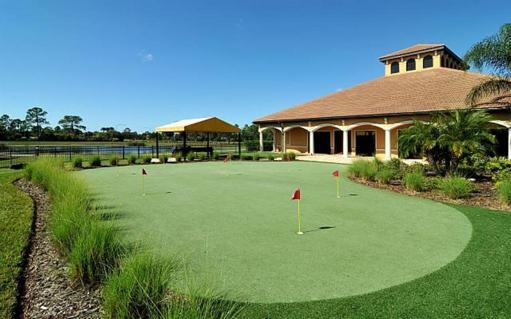 9 Hole Putting Green