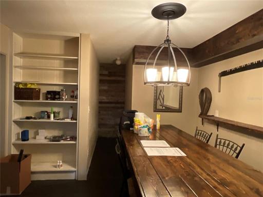 Dining Room w/built ins