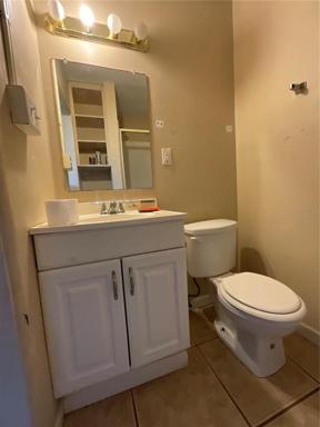 2nd Owners Full Bath