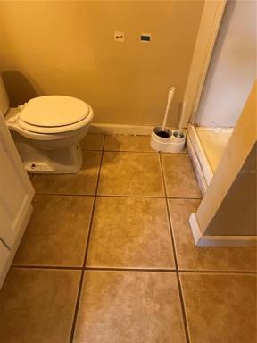2nd Owners Full Bath