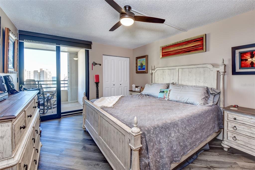 Master Bedroom with 2 Closets (1 walk in)