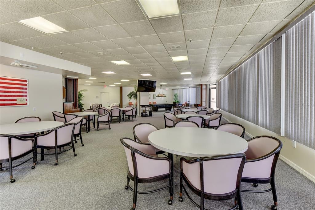 Social Room with kitchen, billards and pian