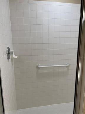 MASTEER SHOWER