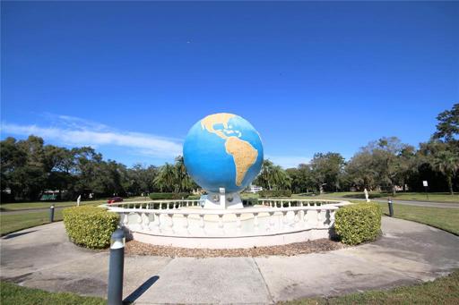 Walking paths and sidewalks throughout the entire community