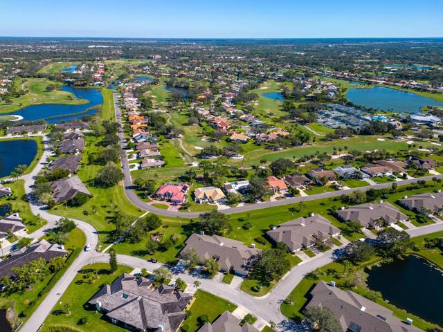 15 minutes from Siesta Key Beach and Village