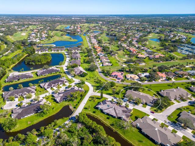 10 minutes from Gulf Gate Pavilion shopping center